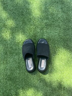 Steve Madden Black Slinky Sandals - Women